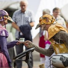 Dapper/Pandora's Box